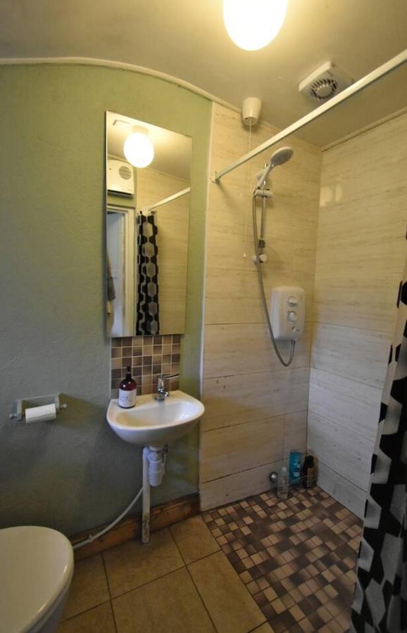 קורק Peaceful Cottage מראה חיצוני תמונה